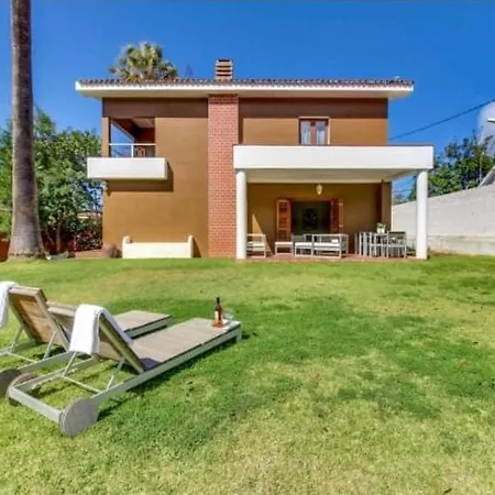Maruja Holiday home